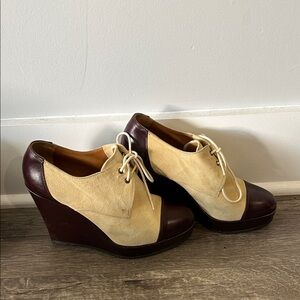 Barneys New York Elegant Cream and‎ Brown Wedge Shoes